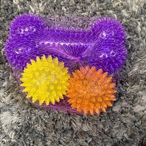 NEW* Pack of 3 Spiky Squeaker Toys